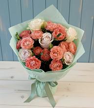 Букет цветов из:  Розы в Рыздвяный