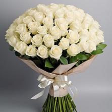 Букет 101 беля роза Белоснежка в Рыздвяный