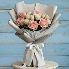 Букет цветов из:  Розы в Рыздвяный