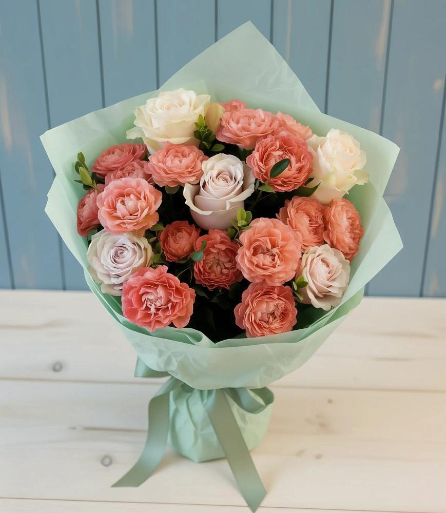 Букет цветов из: Розы в Рыздвяный