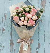 Букет цветов из:  Розы в Рыздвяный