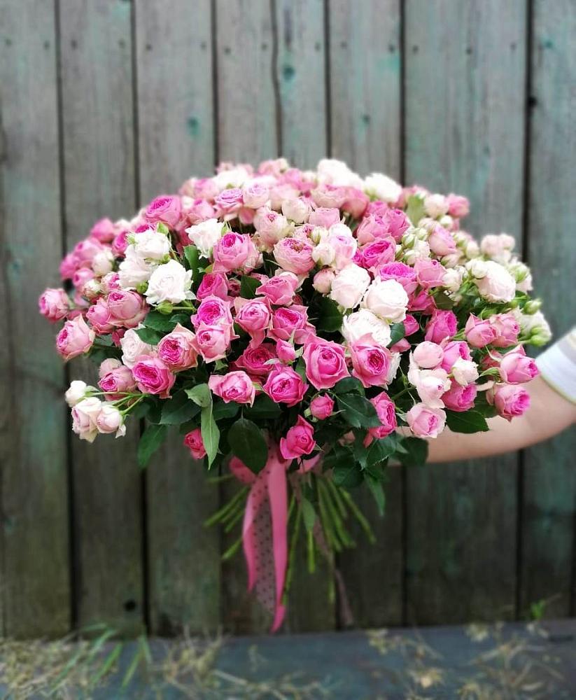 Букет Розовые кустовые розы Натали и Лав Лидия в Рыздвяный