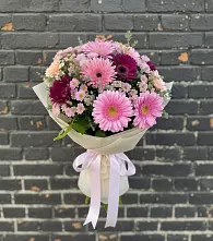 Букет цветов из:  Герберы и Хризантемы в Рыздвяный