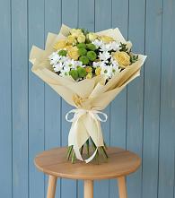 Букет цветов из:  Хризантемы и Розы #REPLACE_PRED# Рыздвяный