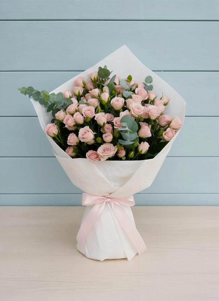 Букет цветов из: Розы в Рыздвяный