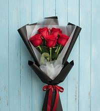 Букет цветов из:  Розы в Рыздвяный