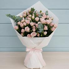 Букет цветов из:  Розы в Рыздвяный